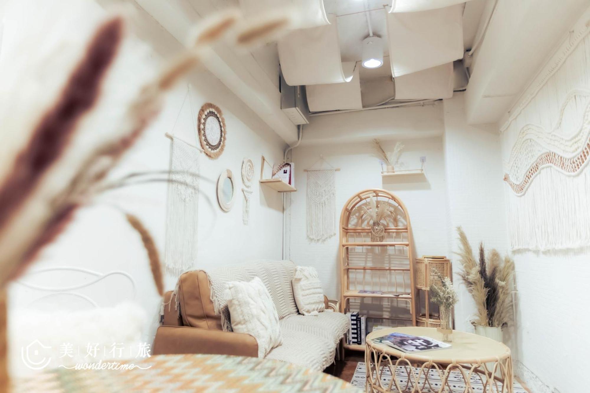 Wondertime2- Ladies' Inn 'Taipei Main Station Экстерьер фото