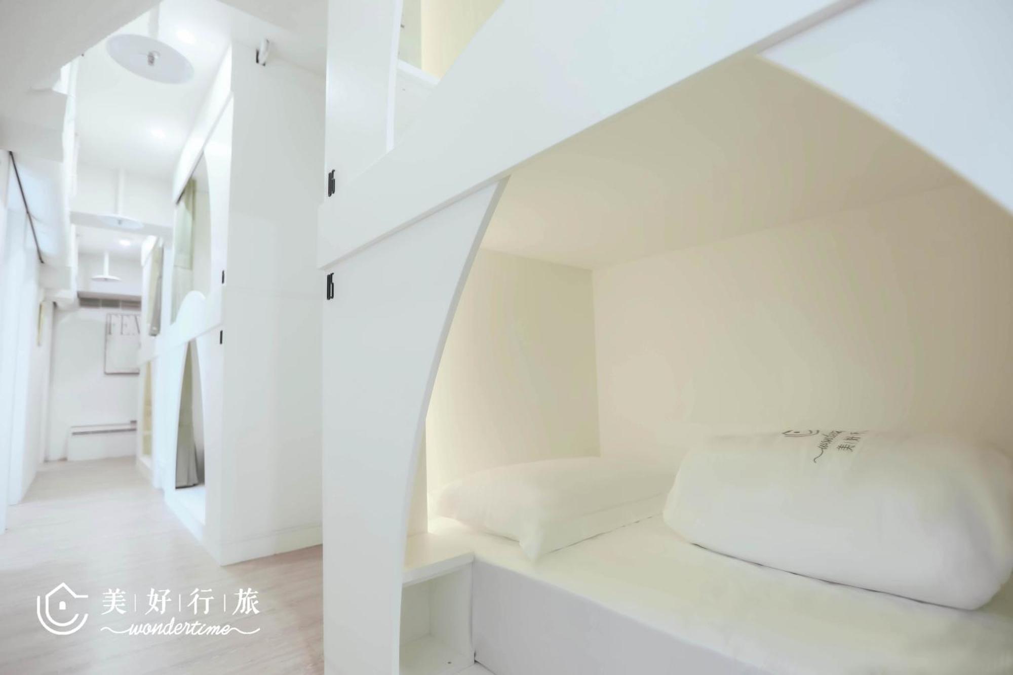 Wondertime2- Ladies' Inn 'Taipei Main Station Экстерьер фото